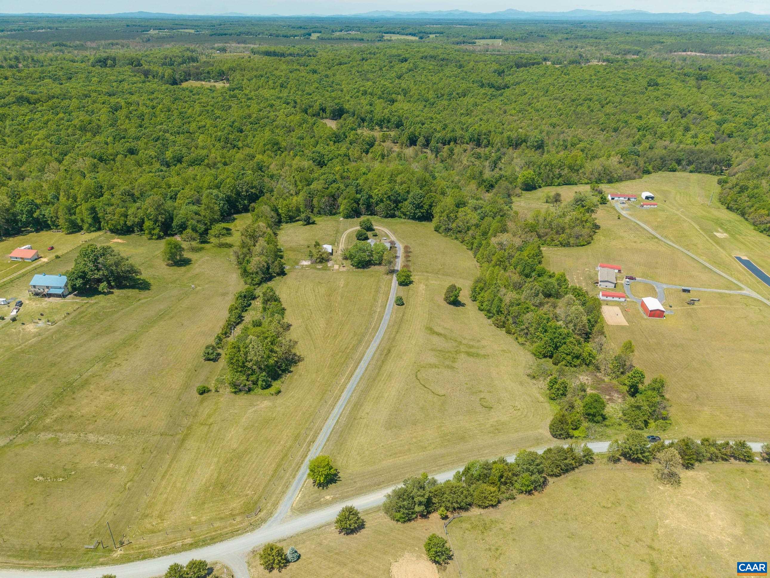 1075 SOCIAL HALL RD, NEW CANTON, Virginia 23123, 3 Bedrooms Bedrooms, ,3 BathroomsBathrooms,Residential,1075 SOCIAL HALL RD,677175 MLS # 677175