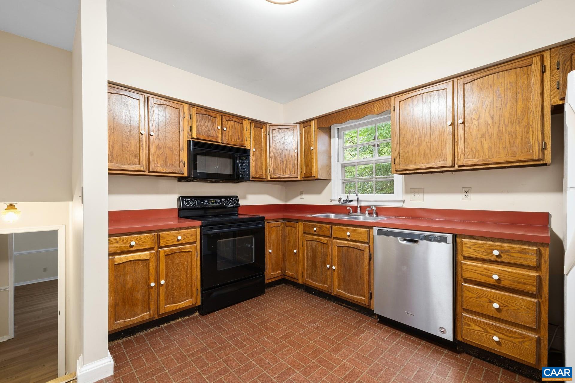 1092 TOWNE LN, CHARLOTTESVILLE, Virginia 22901, 4 Bedrooms Bedrooms, ,3 BathroomsBathrooms,Residential,1092 TOWNE LN,677242 MLS # 677242
