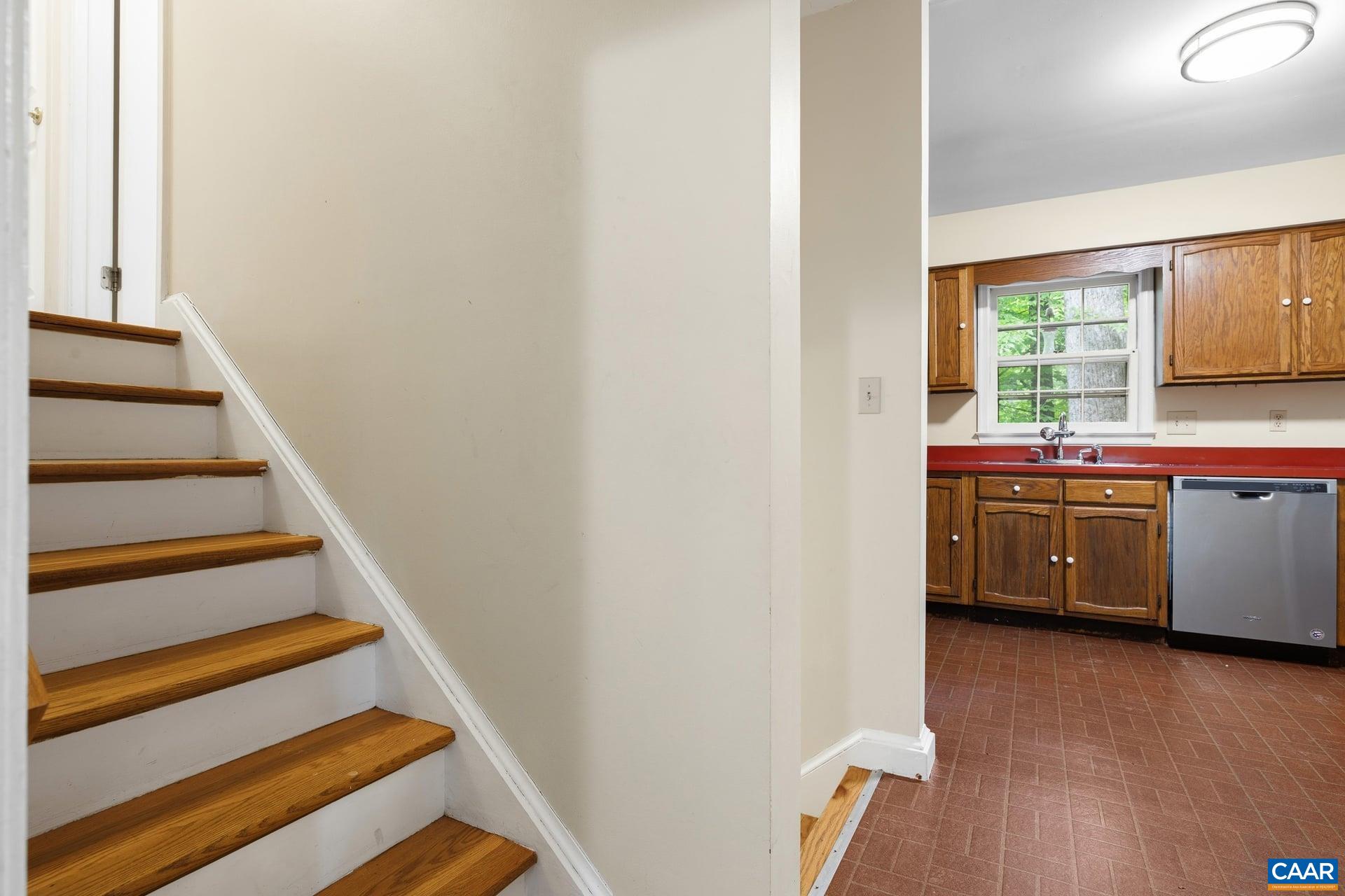 1092 TOWNE LN, CHARLOTTESVILLE, Virginia 22901, 4 Bedrooms Bedrooms, ,3 BathroomsBathrooms,Residential,1092 TOWNE LN,677242 MLS # 677242