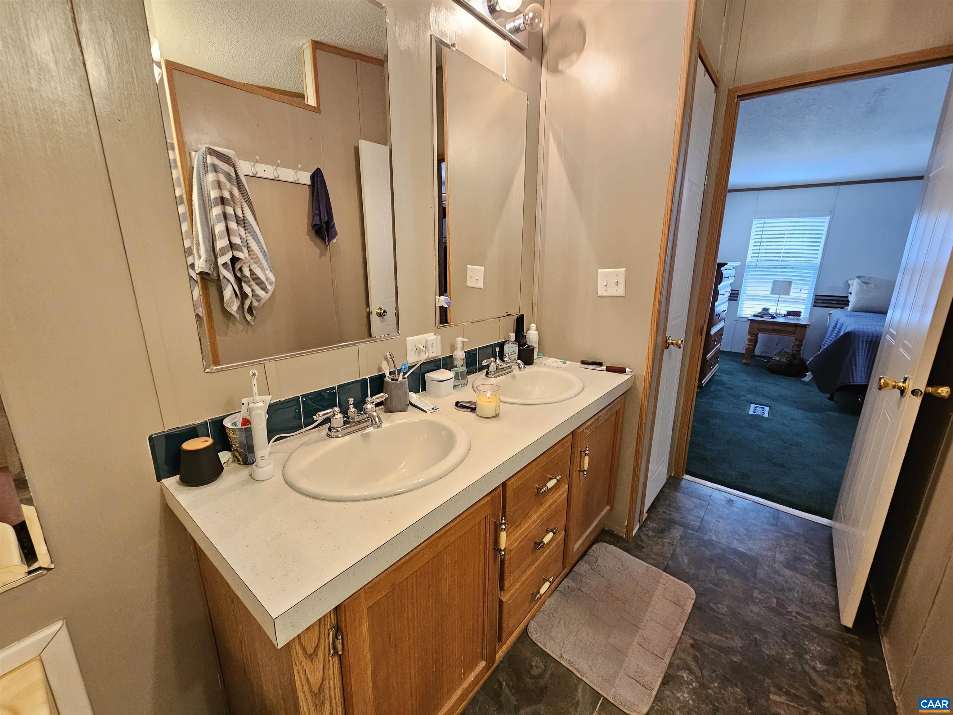 981 SCOTTS BOTTOM RD, DILLWYN, Virginia 23936, 3 Bedrooms Bedrooms, ,2 BathroomsBathrooms,Residential,981 SCOTTS BOTTOM RD,677251 MLS # 677251