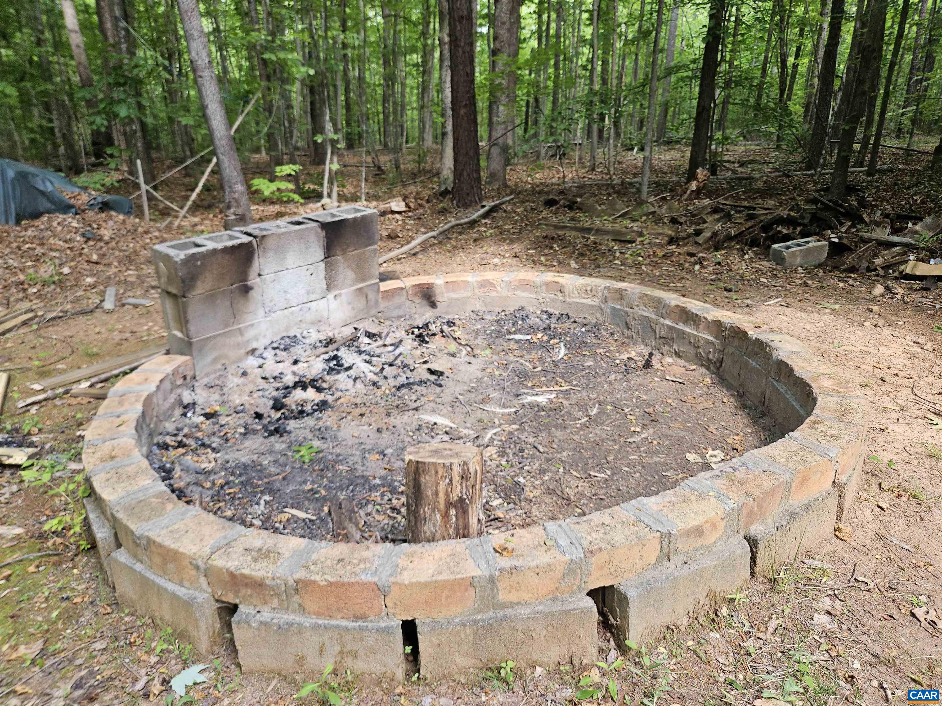 981 SCOTTS BOTTOM RD, DILLWYN, Virginia 23936, 3 Bedrooms Bedrooms, ,2 BathroomsBathrooms,Residential,981 SCOTTS BOTTOM RD,677251 MLS # 677251