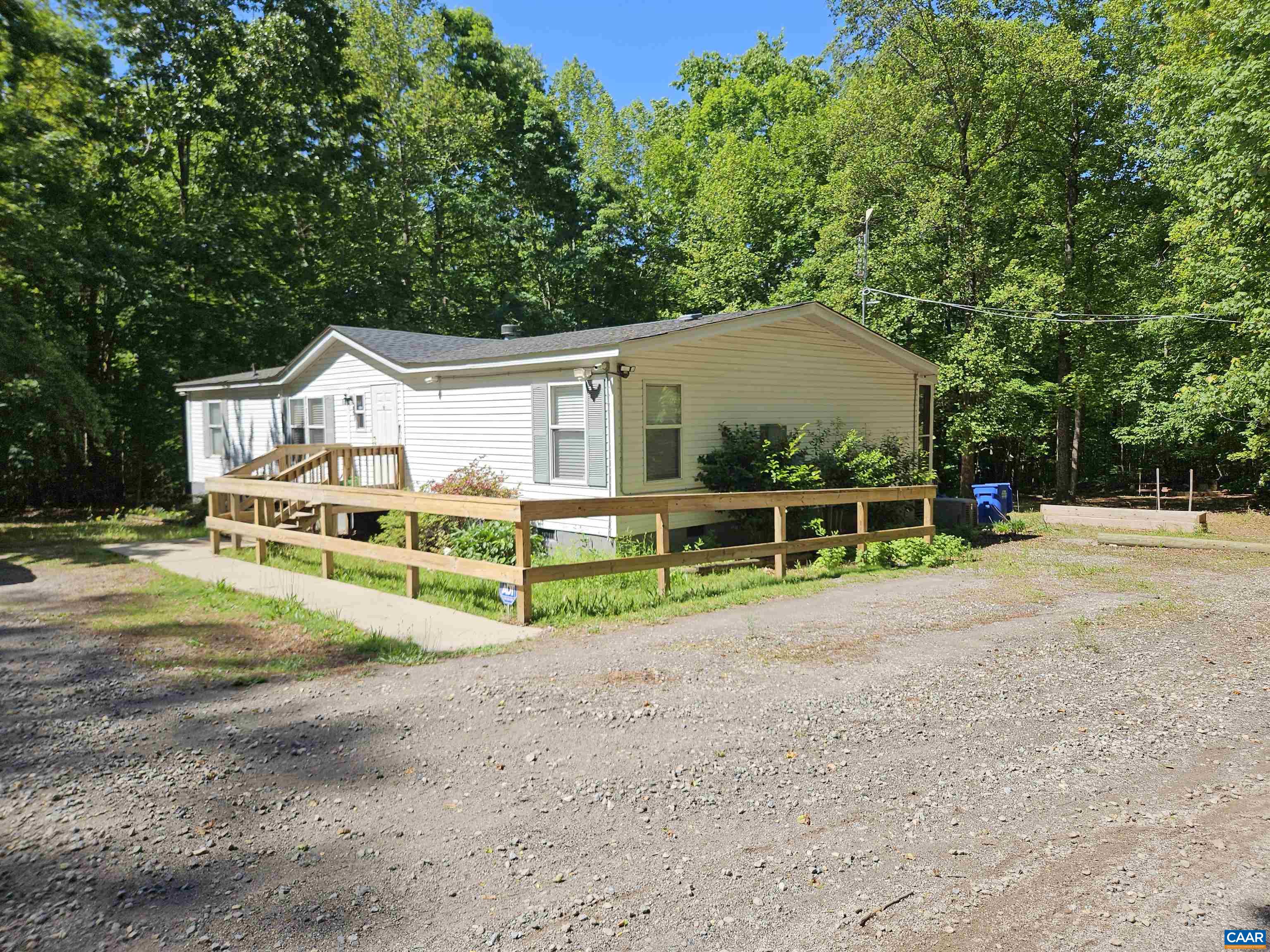 981 SCOTTS BOTTOM RD, DILLWYN, Virginia 23936, 3 Bedrooms Bedrooms, ,2 BathroomsBathrooms,Residential,981 SCOTTS BOTTOM RD,677251 MLS # 677251