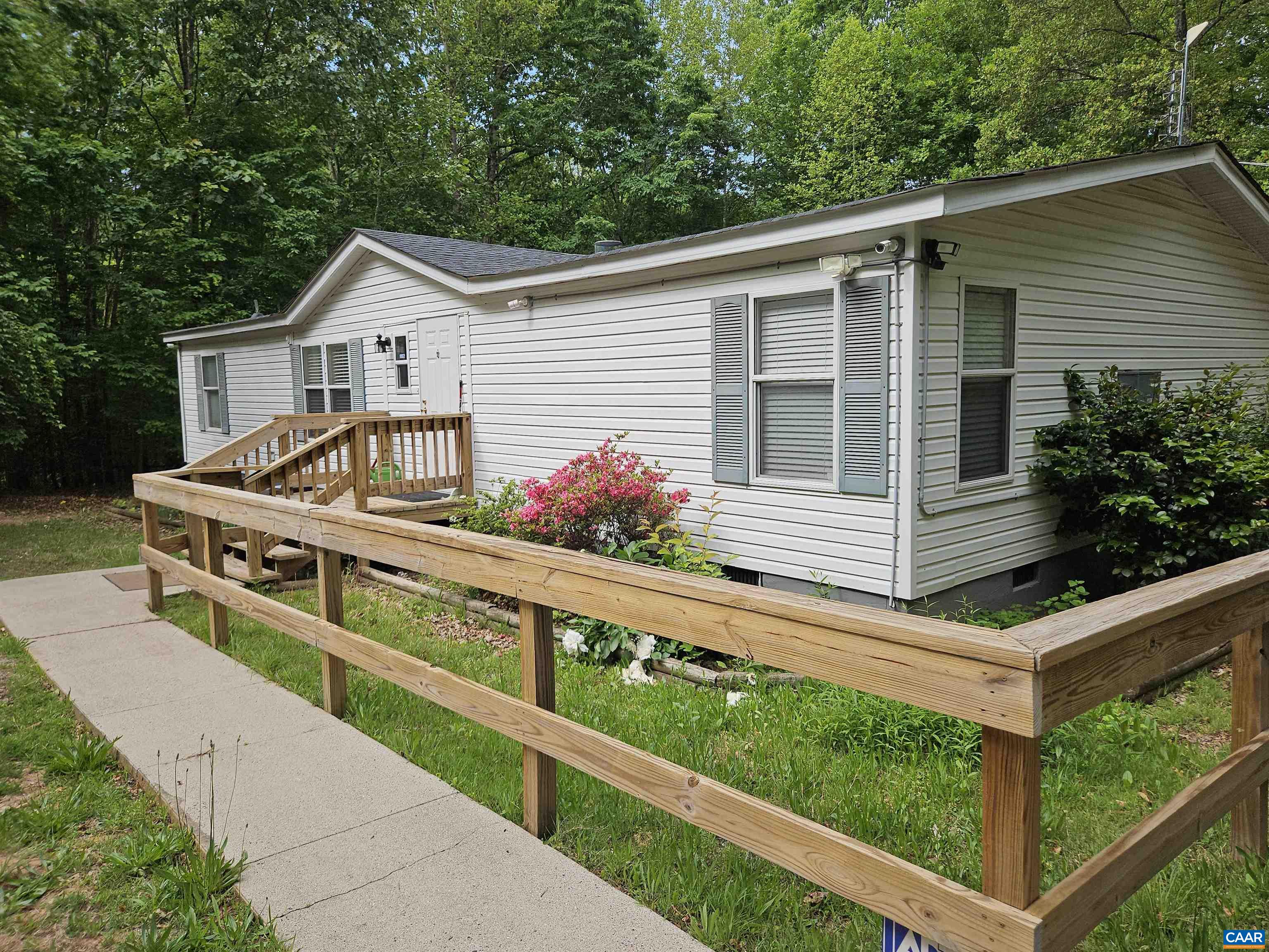 981 SCOTTS BOTTOM RD, DILLWYN, Virginia 23936, 3 Bedrooms Bedrooms, ,2 BathroomsBathrooms,Residential,981 SCOTTS BOTTOM RD,677251 MLS # 677251