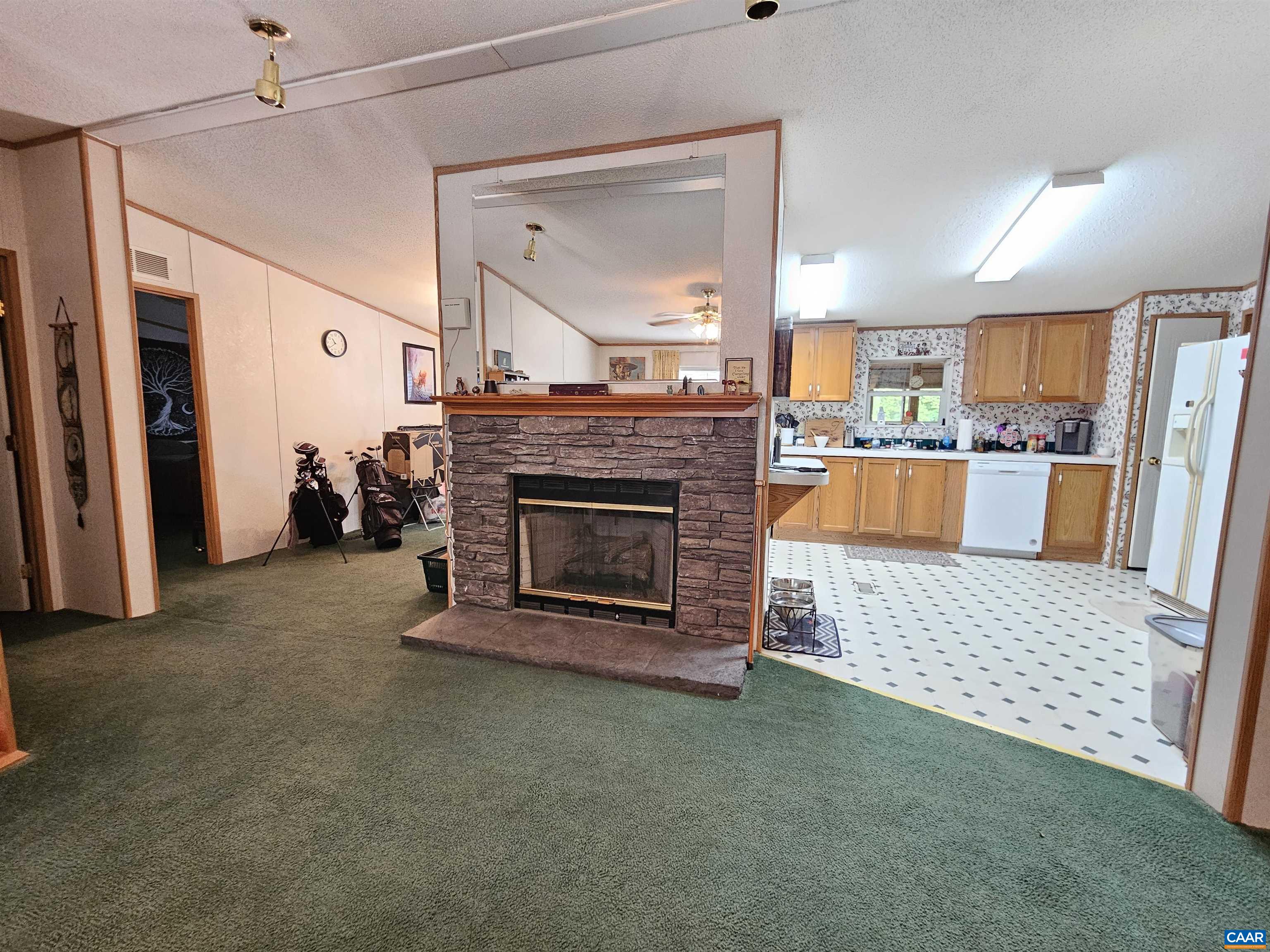 981 SCOTTS BOTTOM RD, DILLWYN, Virginia 23936, 3 Bedrooms Bedrooms, ,2 BathroomsBathrooms,Residential,981 SCOTTS BOTTOM RD,677251 MLS # 677251