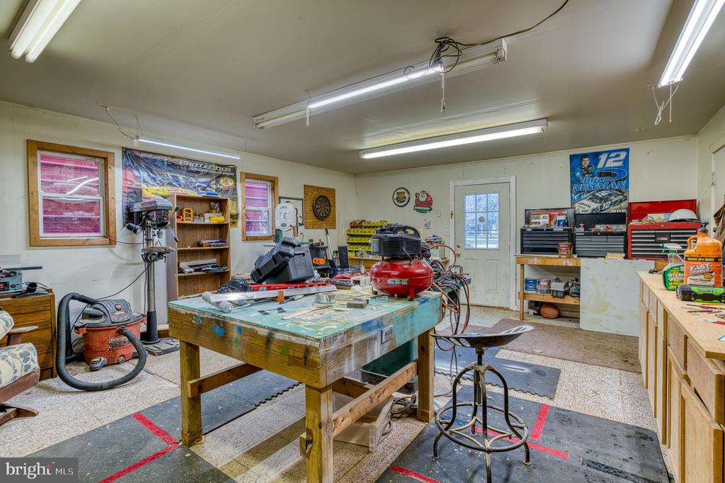 14100 CHESTERFIELD LN, CULPEPER, Virginia 22701, 5 Bedrooms Bedrooms, ,4 BathroomsBathrooms,Residential,14100 CHESTERFIELD LN,VACU2013666 MLS # VACU2013666 14100 CHESTERFIELD LN, CULPEPER, Virginia 22701, 5 Bedrooms Bedrooms, ,4 BathroomsBathrooms,Residential,14100 CHESTERFIELD LN,VACU2013666 MLS # VACU2013666