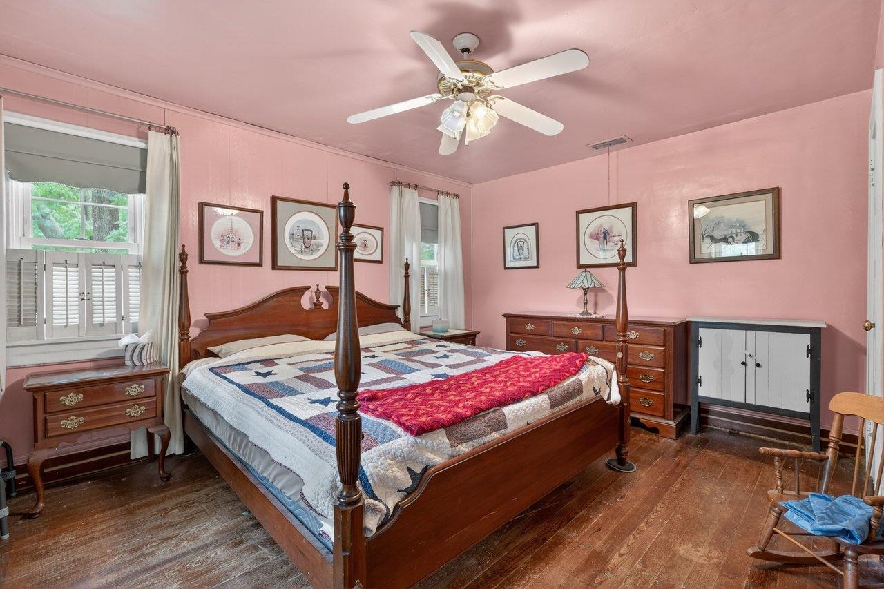 12953 NORTH VALLEY PIKE, TIMBERVILLE, Virginia 22853, 4 Bedrooms Bedrooms, ,1 BathroomBathrooms,Residential,12953 NORTH VALLEY PIKE,677253 MLS # 677253 12953 NORTH VALLEY PIKE, TIMBERVILLE, Virginia 22853, 4 Bedrooms Bedrooms, ,1 BathroomBathrooms,Residential,12953 NORTH VALLEY PIKE,677253 MLS # 677253