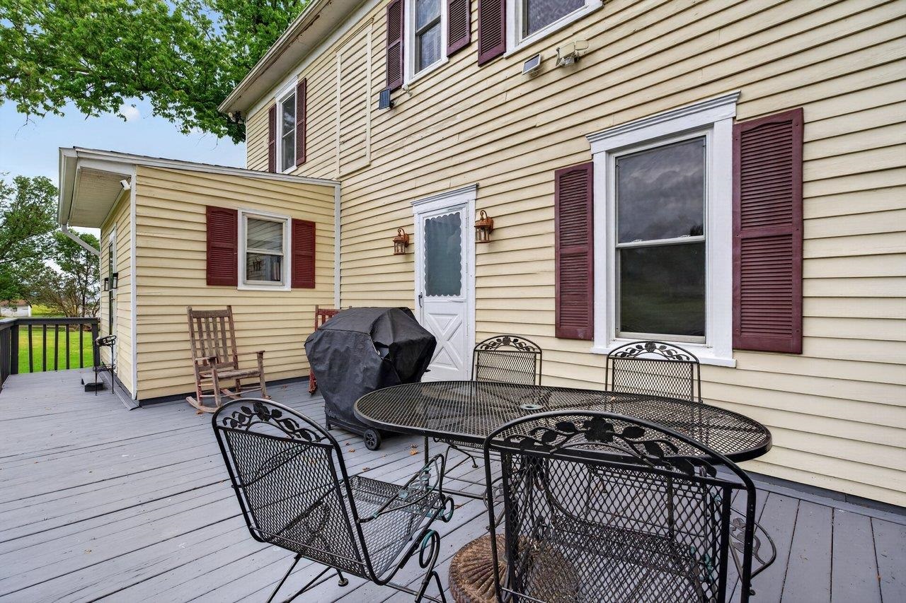 12953 NORTH VALLEY PIKE, TIMBERVILLE, Virginia 22853, 4 Bedrooms Bedrooms, ,1 BathroomBathrooms,Residential,12953 NORTH VALLEY PIKE,677253 MLS # 677253 12953 NORTH VALLEY PIKE, TIMBERVILLE, Virginia 22853, 4 Bedrooms Bedrooms, ,1 BathroomBathrooms,Residential,12953 NORTH VALLEY PIKE,677253 MLS # 677253