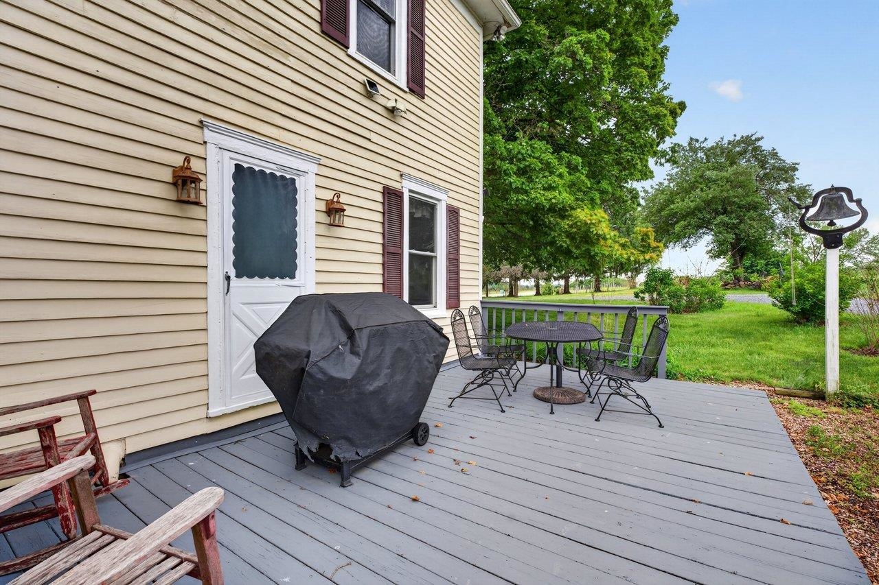 12953 NORTH VALLEY PIKE, TIMBERVILLE, Virginia 22853, 4 Bedrooms Bedrooms, ,1 BathroomBathrooms,Residential,12953 NORTH VALLEY PIKE,677253 MLS # 677253 12953 NORTH VALLEY PIKE, TIMBERVILLE, Virginia 22853, 4 Bedrooms Bedrooms, ,1 BathroomBathrooms,Residential,12953 NORTH VALLEY PIKE,677253 MLS # 677253