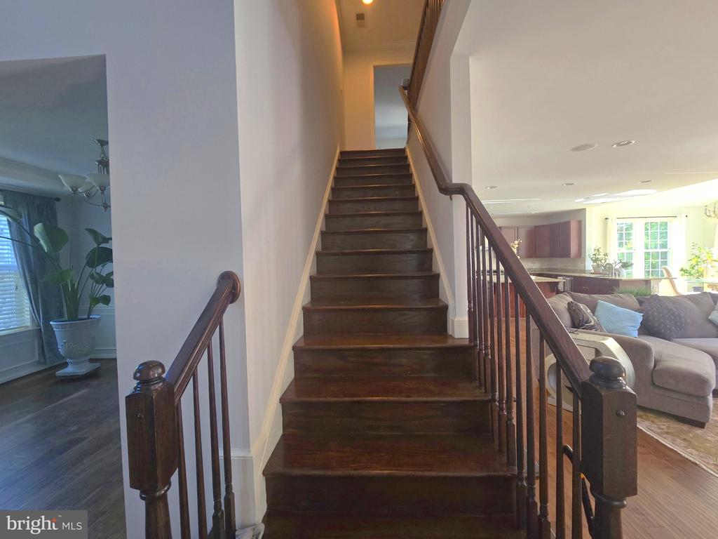 8091 SIDE HILL DR, WARRENTON, Virginia 20187, 5 Bedrooms Bedrooms, ,3 BathroomsBathrooms,Residential,8091 SIDE HILL DR,VAFQ2021896 MLS # VAFQ2021896 8091 SIDE HILL DR, WARRENTON, Virginia 20187, 5 Bedrooms Bedrooms, ,3 BathroomsBathrooms,Residential,8091 SIDE HILL DR,VAFQ2021896 MLS # VAFQ2021896