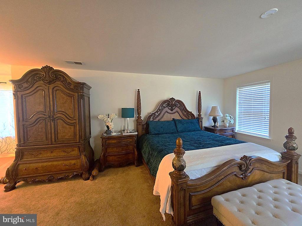 8091 SIDE HILL DR, WARRENTON, Virginia 20187, 5 Bedrooms Bedrooms, ,3 BathroomsBathrooms,Residential,8091 SIDE HILL DR,VAFQ2021896 MLS # VAFQ2021896 8091 SIDE HILL DR, WARRENTON, Virginia 20187, 5 Bedrooms Bedrooms, ,3 BathroomsBathrooms,Residential,8091 SIDE HILL DR,VAFQ2021896 MLS # VAFQ2021896