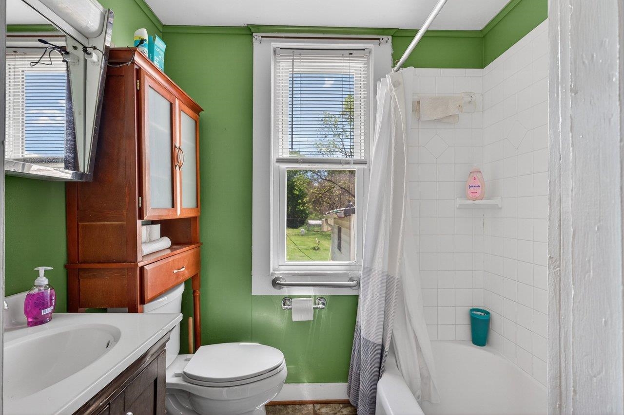 724 NEWTOWN RD, ELKTON, Virginia 22827, 3 Bedrooms Bedrooms, ,2 BathroomsBathrooms,Residential,724 NEWTOWN RD,677260 MLS # 677260 724 NEWTOWN RD, ELKTON, Virginia 22827, 3 Bedrooms Bedrooms, ,2 BathroomsBathrooms,Residential,724 NEWTOWN RD,677260 MLS # 677260