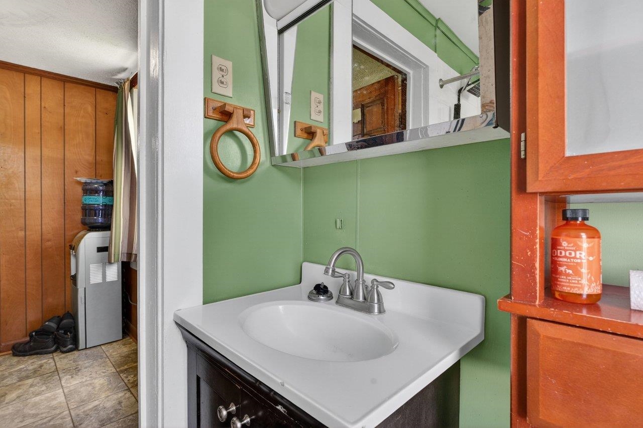 724 NEWTOWN RD, ELKTON, Virginia 22827, 3 Bedrooms Bedrooms, ,2 BathroomsBathrooms,Residential,724 NEWTOWN RD,677260 MLS # 677260 724 NEWTOWN RD, ELKTON, Virginia 22827, 3 Bedrooms Bedrooms, ,2 BathroomsBathrooms,Residential,724 NEWTOWN RD,677260 MLS # 677260