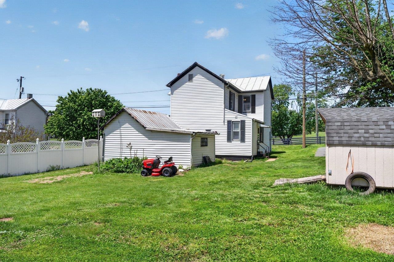 724 NEWTOWN RD, ELKTON, Virginia 22827, 3 Bedrooms Bedrooms, ,2 BathroomsBathrooms,Residential,724 NEWTOWN RD,677260 MLS # 677260 724 NEWTOWN RD, ELKTON, Virginia 22827, 3 Bedrooms Bedrooms, ,2 BathroomsBathrooms,Residential,724 NEWTOWN RD,677260 MLS # 677260