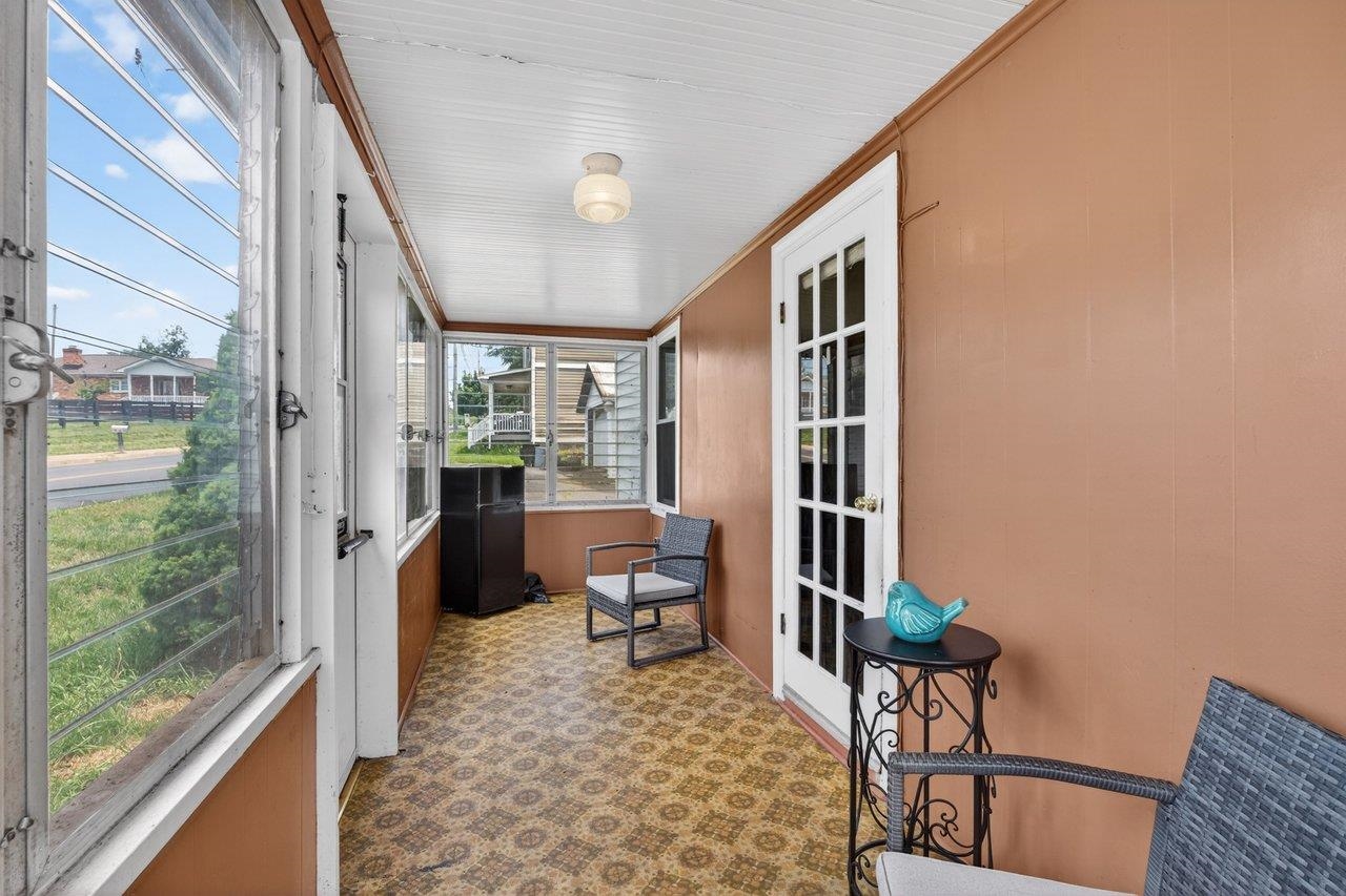 724 NEWTOWN RD, ELKTON, Virginia 22827, 3 Bedrooms Bedrooms, ,2 BathroomsBathrooms,Residential,724 NEWTOWN RD,677260 MLS # 677260 724 NEWTOWN RD, ELKTON, Virginia 22827, 3 Bedrooms Bedrooms, ,2 BathroomsBathrooms,Residential,724 NEWTOWN RD,677260 MLS # 677260