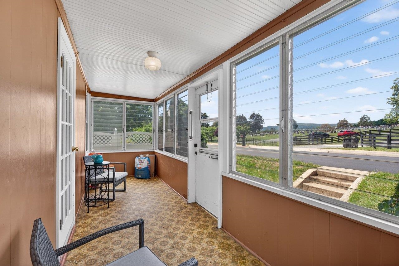 724 NEWTOWN RD, ELKTON, Virginia 22827, 3 Bedrooms Bedrooms, ,2 BathroomsBathrooms,Residential,724 NEWTOWN RD,677260 MLS # 677260 724 NEWTOWN RD, ELKTON, Virginia 22827, 3 Bedrooms Bedrooms, ,2 BathroomsBathrooms,Residential,724 NEWTOWN RD,677260 MLS # 677260