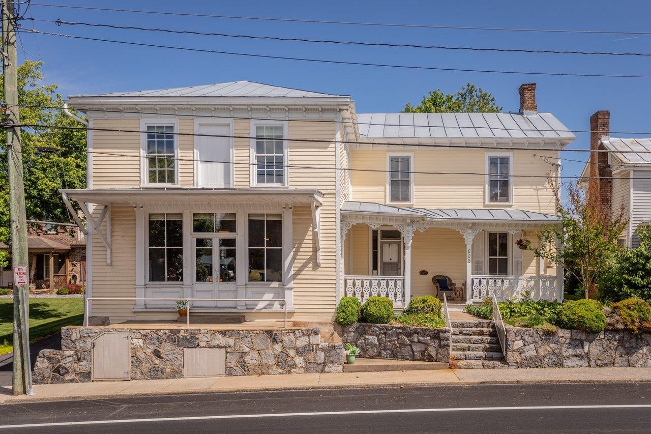 222 N MAIN ST, MOUNT CRAWFORD, Virginia 22841, 5 Bedrooms Bedrooms, ,2 BathroomsBathrooms,Residential,Mount Crawford General Store,222 N MAIN ST,677262 MLS # 677262