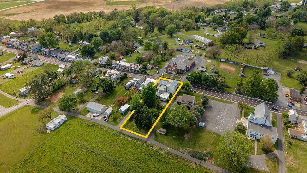 222 N MAIN ST, MOUNT CRAWFORD, Virginia 22841, 5 Bedrooms Bedrooms, ,2 BathroomsBathrooms,Residential,Mount Crawford General Store,222 N MAIN ST,677262 MLS # 677262