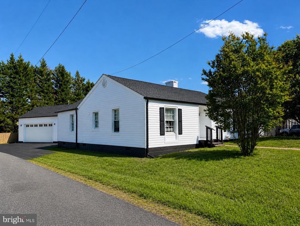 909 HENDRICK ST, CULPEPER, Virginia 22701, 3 Bedrooms Bedrooms, ,3 BathroomsBathrooms,Residential,909 HENDRICK ST,VACU2013520 MLS # VACU2013520