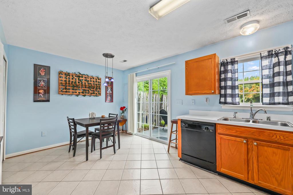 10511 TIDEWATER PLAINS DR, FREDERICKSBURG, Virginia 22408, 2 Bedrooms Bedrooms, ,2 BathroomsBathrooms,Residential,10511 TIDEWATER PLAINS DR,VASP2041618 MLS # VASP2041618