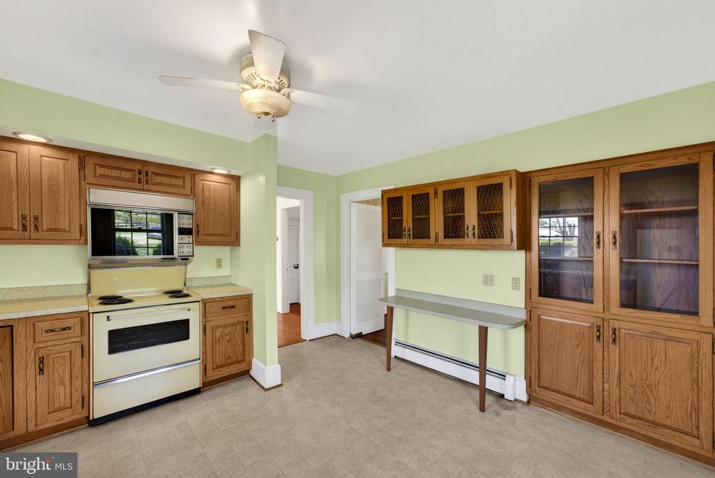 40 BATTLE MOUNTAIN RD, AMISSVILLE, Virginia 20106, 4 Bedrooms Bedrooms, ,2 BathroomsBathrooms,Residential,40 BATTLE MOUNTAIN RD,VARP2002544 MLS # VARP2002544 40 BATTLE MOUNTAIN RD, AMISSVILLE, Virginia 20106, 4 Bedrooms Bedrooms, ,2 BathroomsBathrooms,Residential,40 BATTLE MOUNTAIN RD,VARP2002544 MLS # VARP2002544