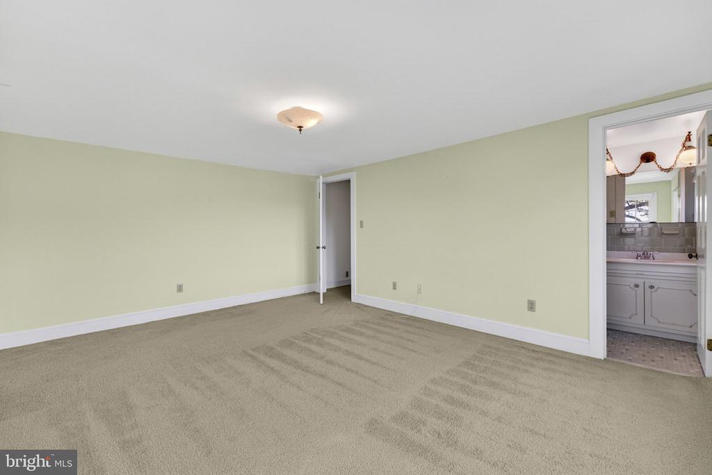 40 BATTLE MOUNTAIN RD, AMISSVILLE, Virginia 20106, 4 Bedrooms Bedrooms, ,2 BathroomsBathrooms,Residential,40 BATTLE MOUNTAIN RD,VARP2002544 MLS # VARP2002544 40 BATTLE MOUNTAIN RD, AMISSVILLE, Virginia 20106, 4 Bedrooms Bedrooms, ,2 BathroomsBathrooms,Residential,40 BATTLE MOUNTAIN RD,VARP2002544 MLS # VARP2002544