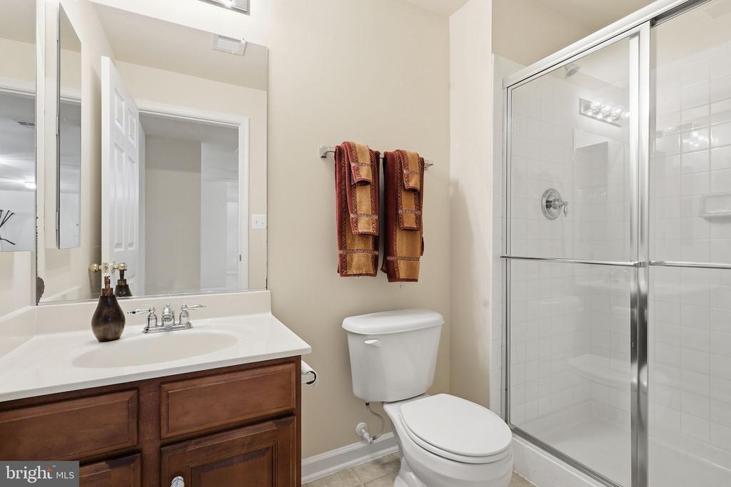 5823 DEEP CREEK DR, FREDERICKSBURG, Virginia 22407, 5 Bedrooms Bedrooms, ,4 BathroomsBathrooms,Residential,5823 DEEP CREEK DR,VASP2041938 MLS # VASP2041938
