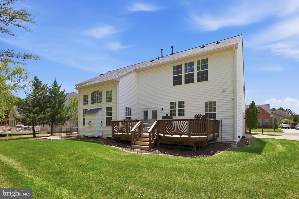 5823 DEEP CREEK DR, FREDERICKSBURG, Virginia 22407, 5 Bedrooms Bedrooms, ,4 BathroomsBathrooms,Residential,5823 DEEP CREEK DR,VASP2041938 MLS # VASP2041938
