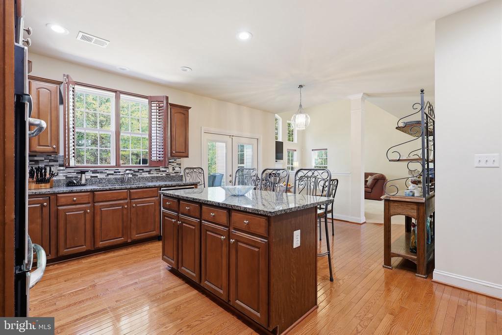 5823 DEEP CREEK DR, FREDERICKSBURG, Virginia 22407, 5 Bedrooms Bedrooms, ,4 BathroomsBathrooms,Residential,5823 DEEP CREEK DR,VASP2041938 MLS # VASP2041938