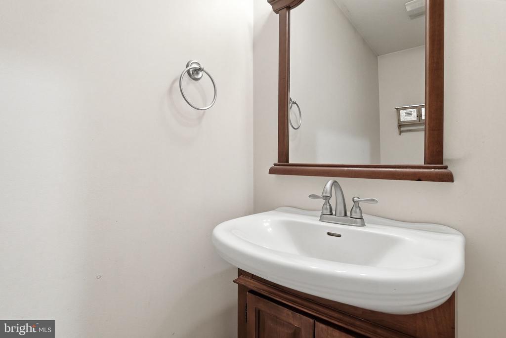 18479 COLONIAL DR, CULPEPER, Virginia 22701, 3 Bedrooms Bedrooms, ,3 BathroomsBathrooms,Residential,18479 COLONIAL DR,VACU2013648 MLS # VACU2013648 18479 COLONIAL DR, CULPEPER, Virginia 22701, 3 Bedrooms Bedrooms, ,3 BathroomsBathrooms,Residential,18479 COLONIAL DR,VACU2013648 MLS # VACU2013648