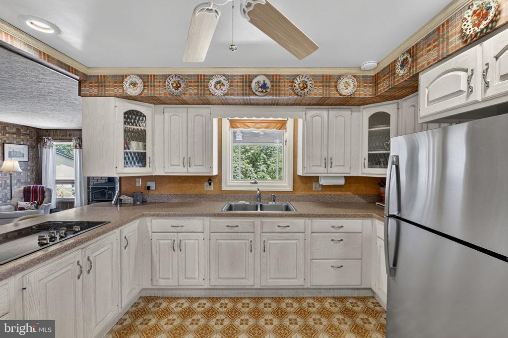 15669 OAKLAND RD, REVA, Virginia 22735, 3 Bedrooms Bedrooms, ,2 BathroomsBathrooms,Residential,15669 OAKLAND RD,VACU2013632 MLS # VACU2013632