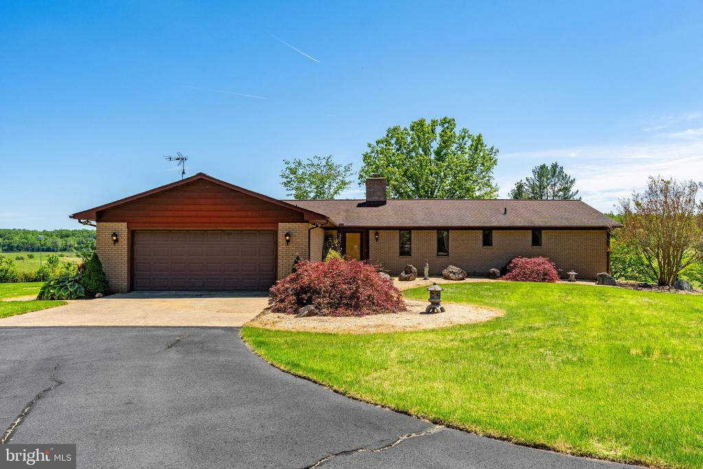 15669 OAKLAND RD, REVA, Virginia 22735, 3 Bedrooms Bedrooms, ,2 BathroomsBathrooms,Residential,15669 OAKLAND RD,VACU2013632 MLS # VACU2013632