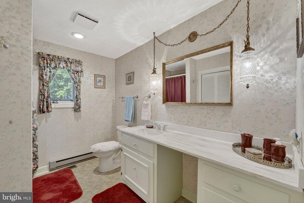15669 OAKLAND RD, REVA, Virginia 22735, 3 Bedrooms Bedrooms, ,2 BathroomsBathrooms,Residential,15669 OAKLAND RD,VACU2013632 MLS # VACU2013632
