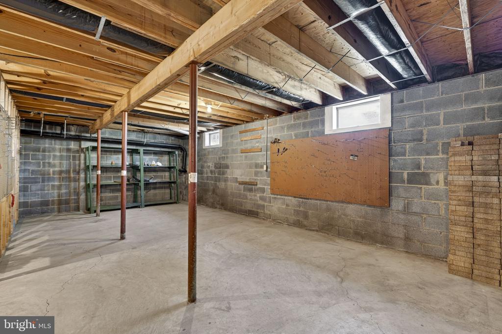 15669 OAKLAND RD, REVA, Virginia 22735, 3 Bedrooms Bedrooms, ,2 BathroomsBathrooms,Residential,15669 OAKLAND RD,VACU2013632 MLS # VACU2013632