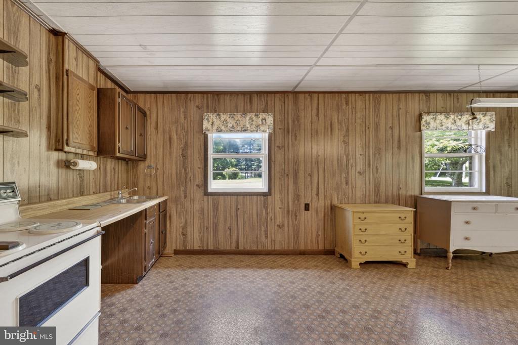 15669 OAKLAND RD, REVA, Virginia 22735, 3 Bedrooms Bedrooms, ,2 BathroomsBathrooms,Residential,15669 OAKLAND RD,VACU2013632 MLS # VACU2013632