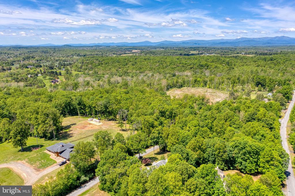 7221 CROCKETT AVE, RAPIDAN, Virginia 22733, 3 Bedrooms Bedrooms, ,3 BathroomsBathrooms,Residential,7221 CROCKETT AVE,VACU2013668 MLS # VACU2013668