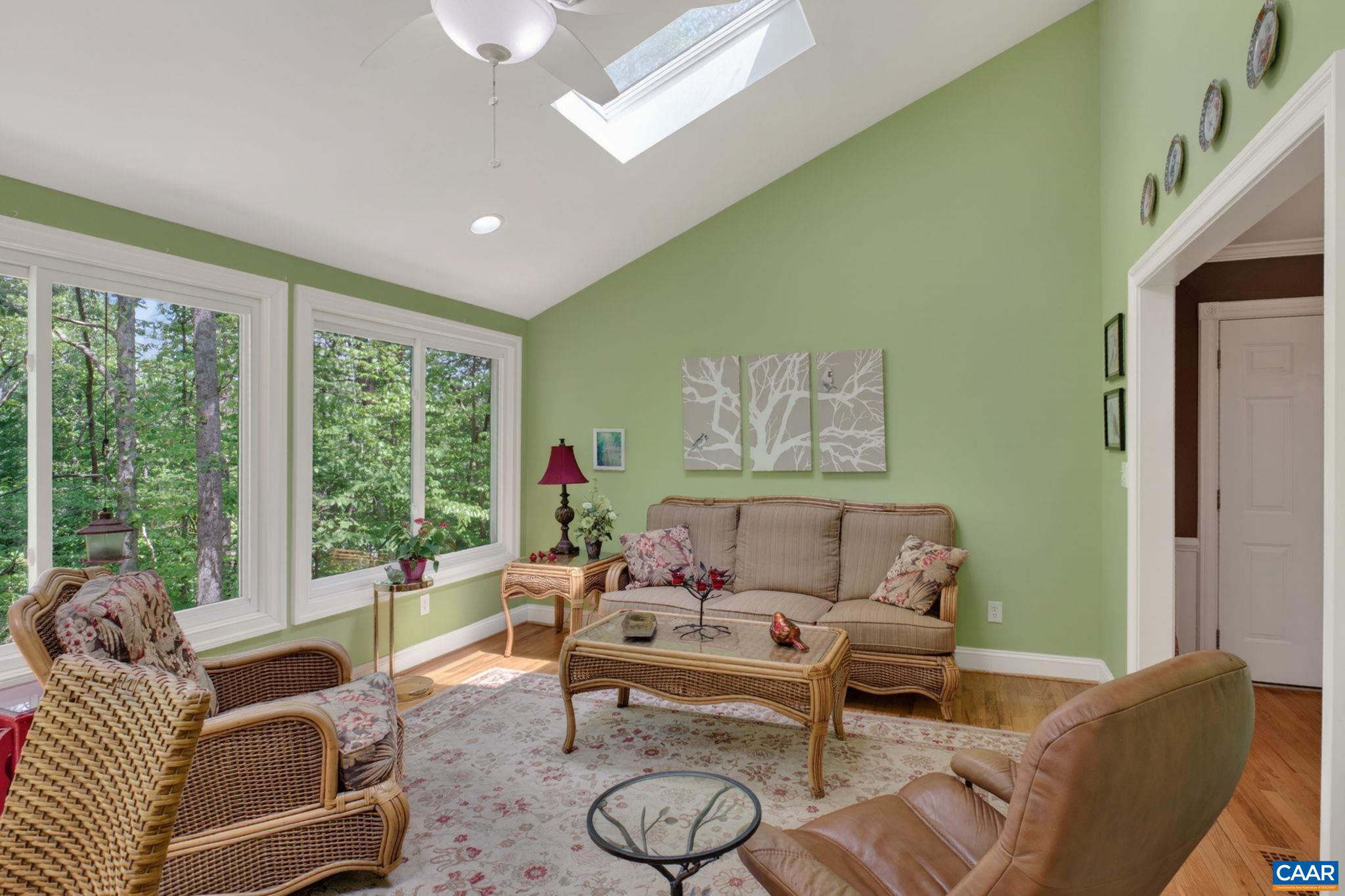296 JEFFERSON DR, PALMYRA, Virginia 22963, 3 Bedrooms Bedrooms, ,2 BathroomsBathrooms,Residential,296 JEFFERSON DR,676882 MLS # 676882
