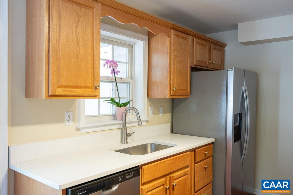 121 SUNDROPS CT, CHARLOTTESVILLE, Virginia 22902, 3 Bedrooms Bedrooms, ,2 BathroomsBathrooms,Residential,121 SUNDROPS CT,677263 MLS # 677263