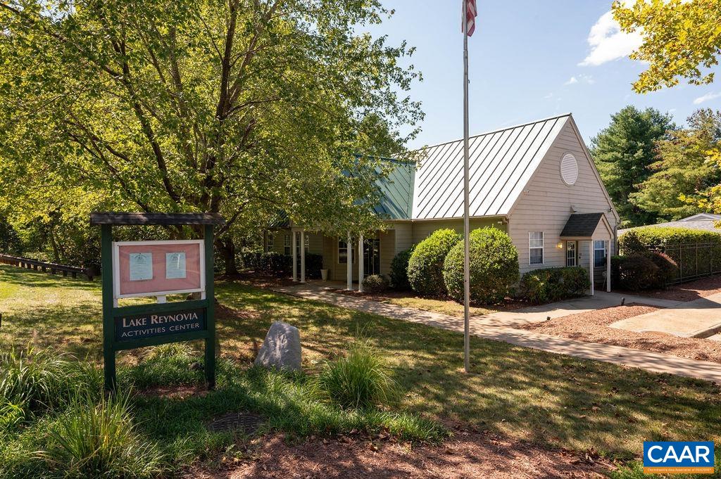 121 SUNDROPS CT, CHARLOTTESVILLE, Virginia 22902, 3 Bedrooms Bedrooms, ,2 BathroomsBathrooms,Residential,121 SUNDROPS CT,677263 MLS # 677263