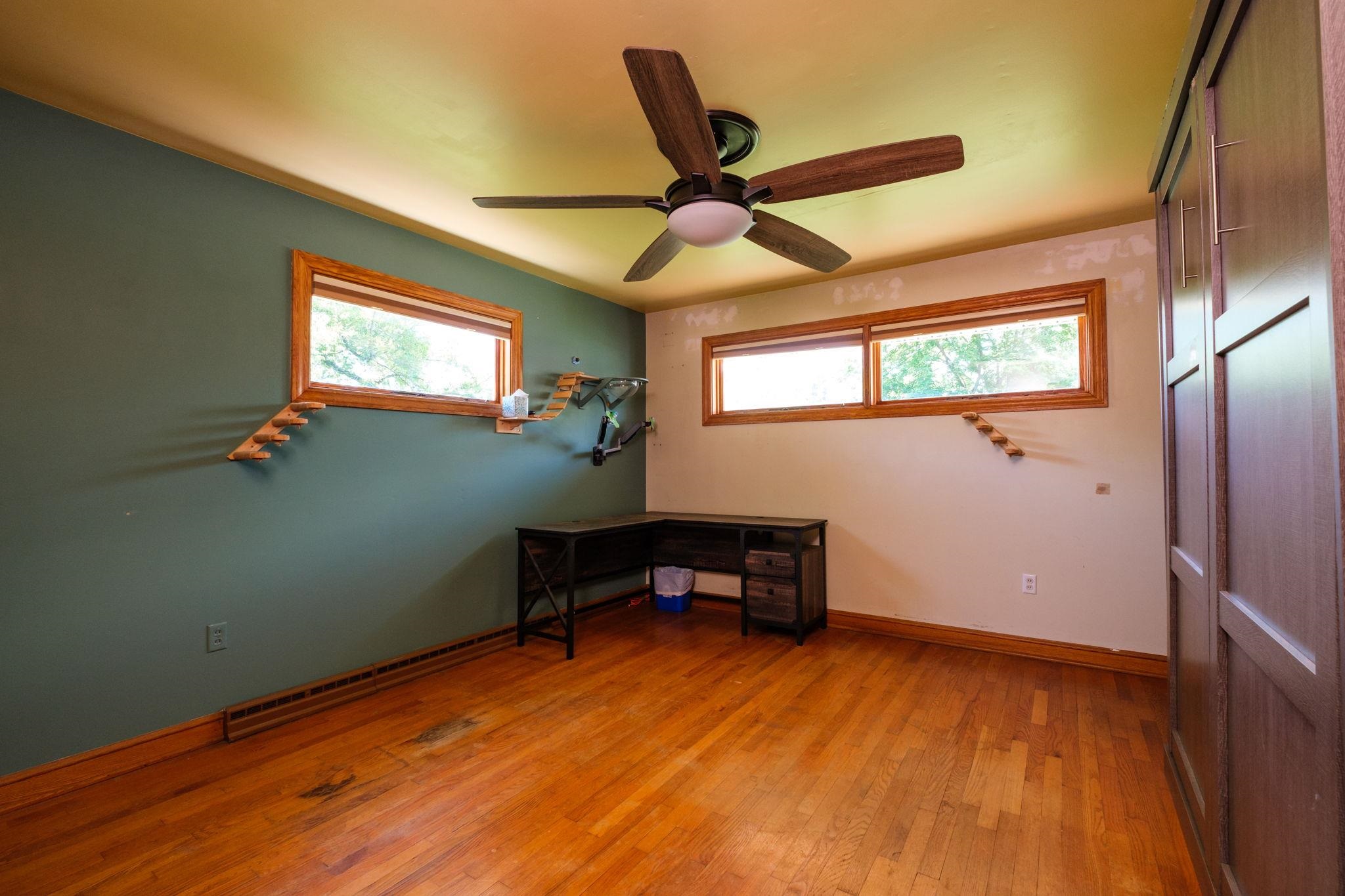 305 HIGH ST, BRIDGEWATER, Virginia 22812, 2 Bedrooms Bedrooms, ,1 BathroomBathrooms,Residential,Smith,305 HIGH ST,677265 MLS # 677265