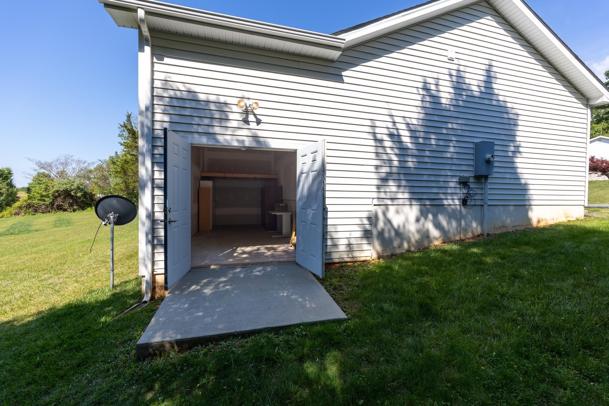 2696 DUNNES SHOP RD, RUCKERSVILLE, Virginia 22968, 3 Bedrooms Bedrooms, ,2 BathroomsBathrooms,Residential,2696 DUNNES SHOP RD,677266 MLS # 677266