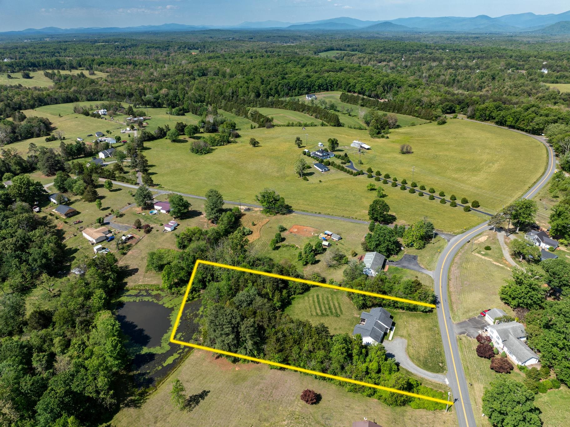 2696 DUNNES SHOP RD, RUCKERSVILLE, Virginia 22968, 3 Bedrooms Bedrooms, ,2 BathroomsBathrooms,Residential,2696 DUNNES SHOP RD,677266 MLS # 677266