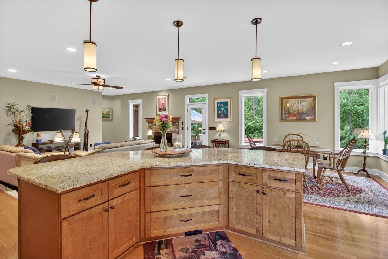 140 WILTON PL, ROCKINGHAM, Virginia 22801, 3 Bedrooms Bedrooms, ,4 BathroomsBathrooms,Residential,140 WILTON PL,677267 MLS # 677267