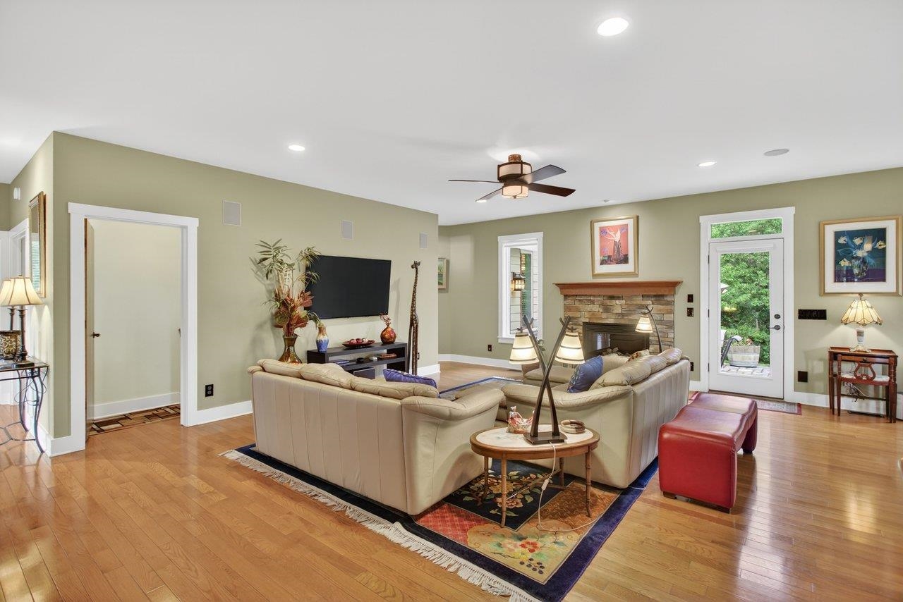 140 WILTON PL, ROCKINGHAM, Virginia 22801, 3 Bedrooms Bedrooms, ,4 BathroomsBathrooms,Residential,140 WILTON PL,677267 MLS # 677267