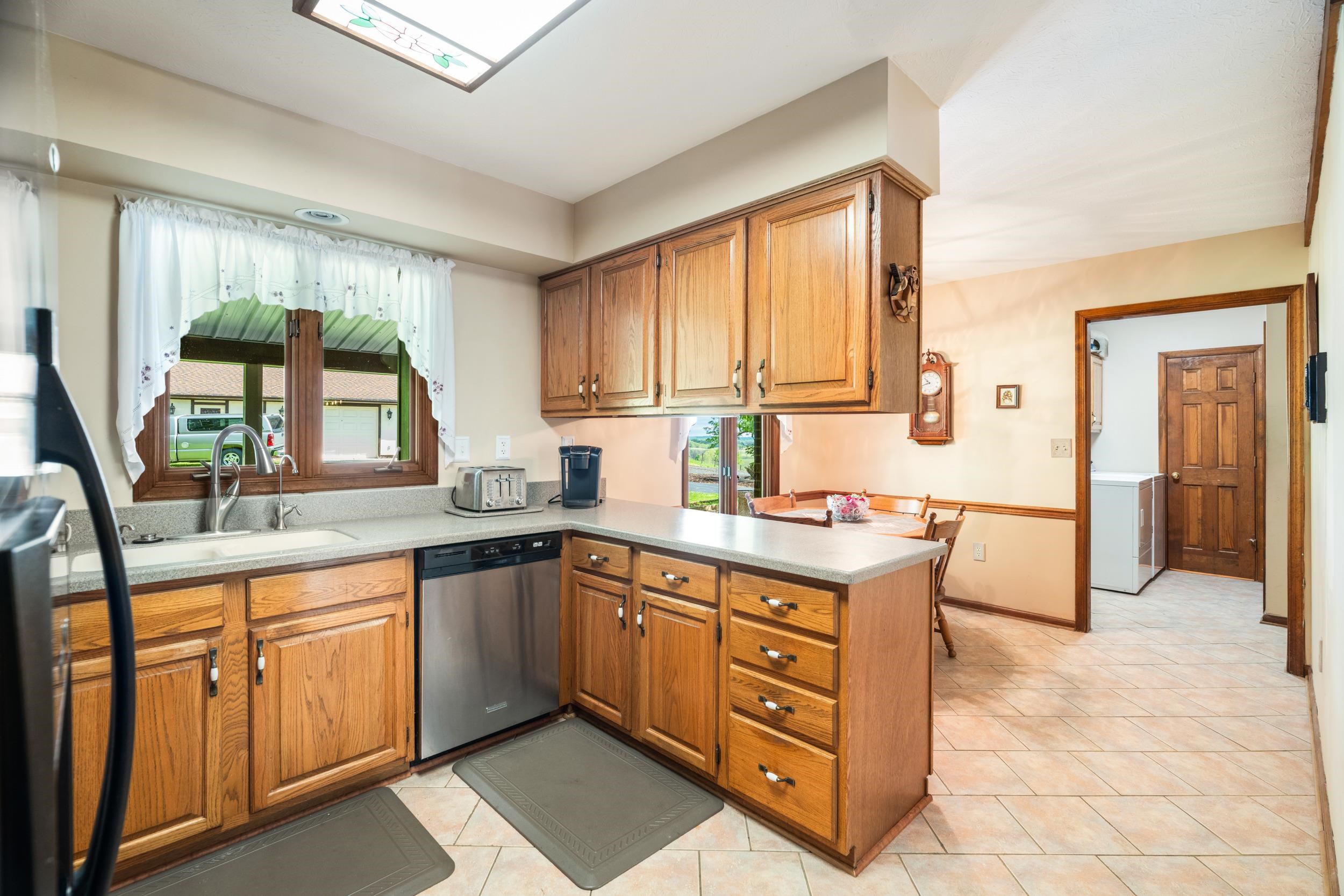 30 SCENIC VIEW DR, SWOOPE, Virginia 24479, 3 Bedrooms Bedrooms, ,2 BathroomsBathrooms,Residential,30 SCENIC VIEW DR,677268 MLS # 677268 30 SCENIC VIEW DR, SWOOPE, Virginia 24479, 3 Bedrooms Bedrooms, ,2 BathroomsBathrooms,Residential,30 SCENIC VIEW DR,677268 MLS # 677268