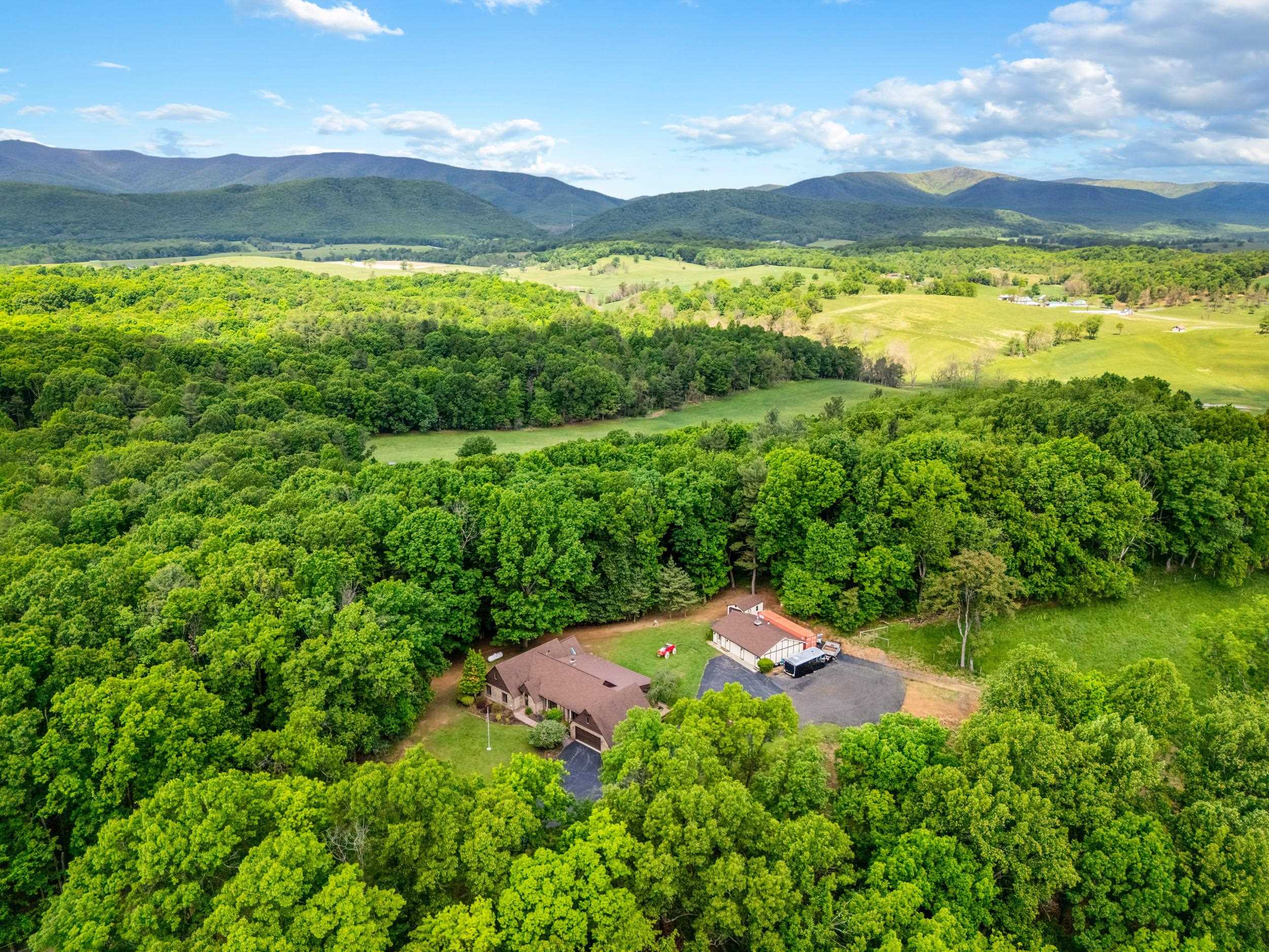30 SCENIC VIEW DR, SWOOPE, Virginia 24479, 3 Bedrooms Bedrooms, ,2 BathroomsBathrooms,Residential,30 SCENIC VIEW DR,677268 MLS # 677268 30 SCENIC VIEW DR, SWOOPE, Virginia 24479, 3 Bedrooms Bedrooms, ,2 BathroomsBathrooms,Residential,30 SCENIC VIEW DR,677268 MLS # 677268