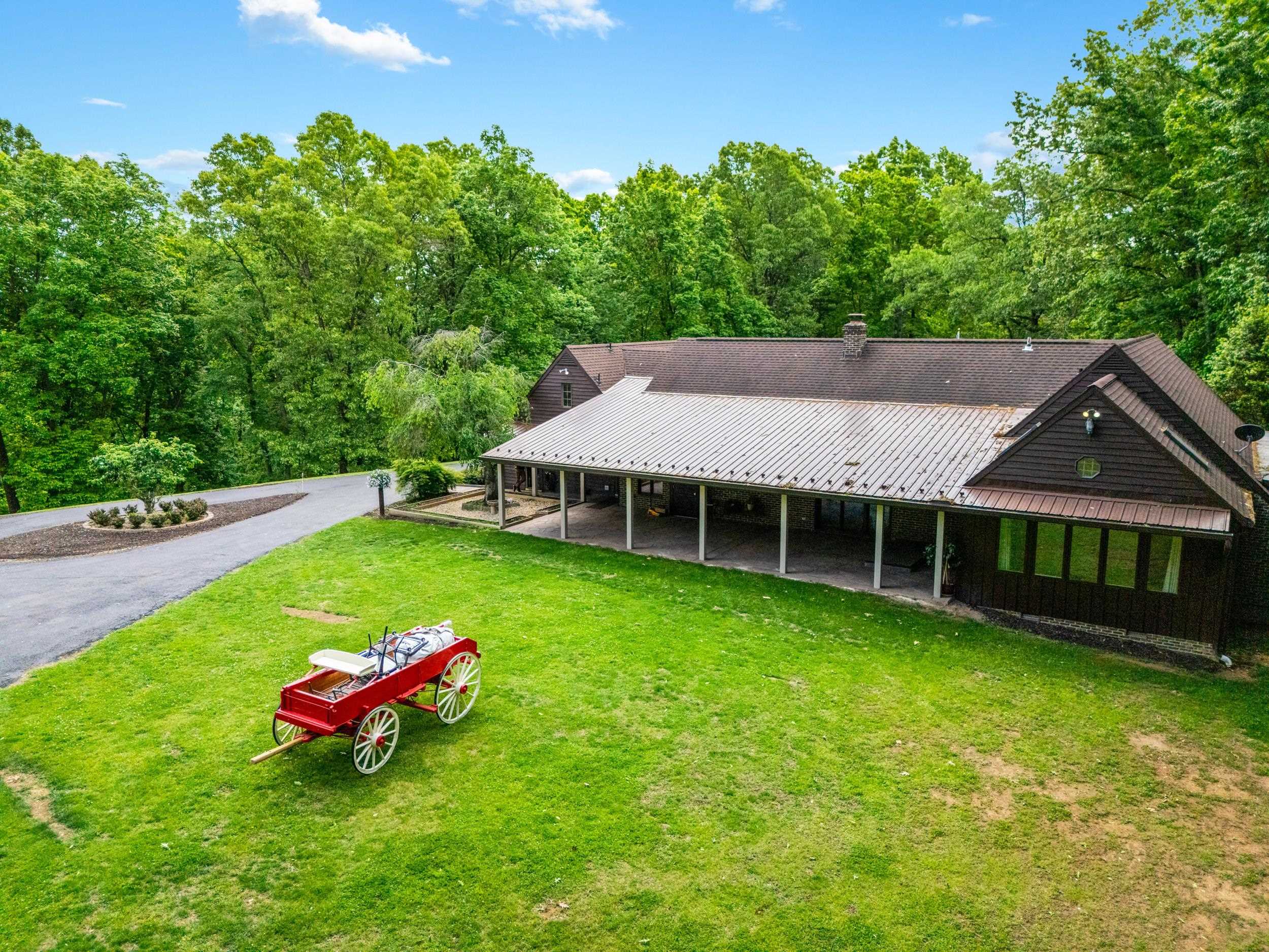 30 SCENIC VIEW DR, SWOOPE, Virginia 24479, 3 Bedrooms Bedrooms, ,2 BathroomsBathrooms,Residential,30 SCENIC VIEW DR,677268 MLS # 677268 30 SCENIC VIEW DR, SWOOPE, Virginia 24479, 3 Bedrooms Bedrooms, ,2 BathroomsBathrooms,Residential,30 SCENIC VIEW DR,677268 MLS # 677268