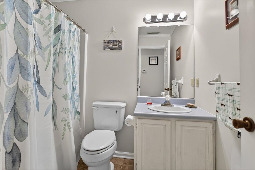 605 RANDOLPH ST, STAUNTON, Virginia 24401, 3 Bedrooms Bedrooms, ,2 BathroomsBathrooms,Residential,605 RANDOLPH ST,677270 MLS # 677270