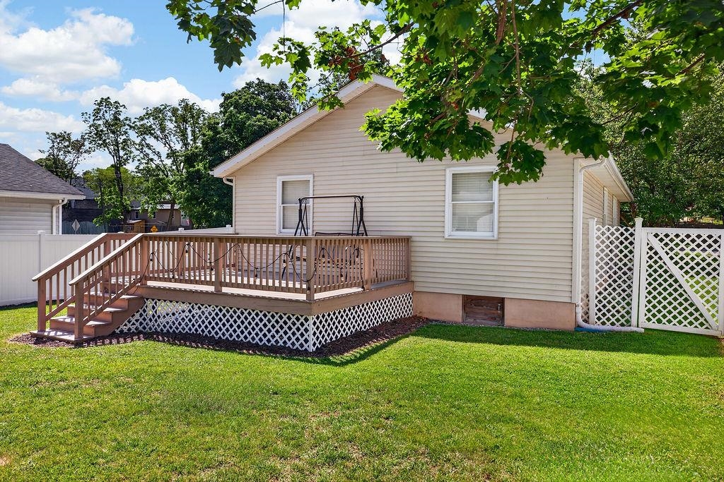 605 RANDOLPH ST, STAUNTON, Virginia 24401, 3 Bedrooms Bedrooms, ,2 BathroomsBathrooms,Residential,605 RANDOLPH ST,677270 MLS # 677270