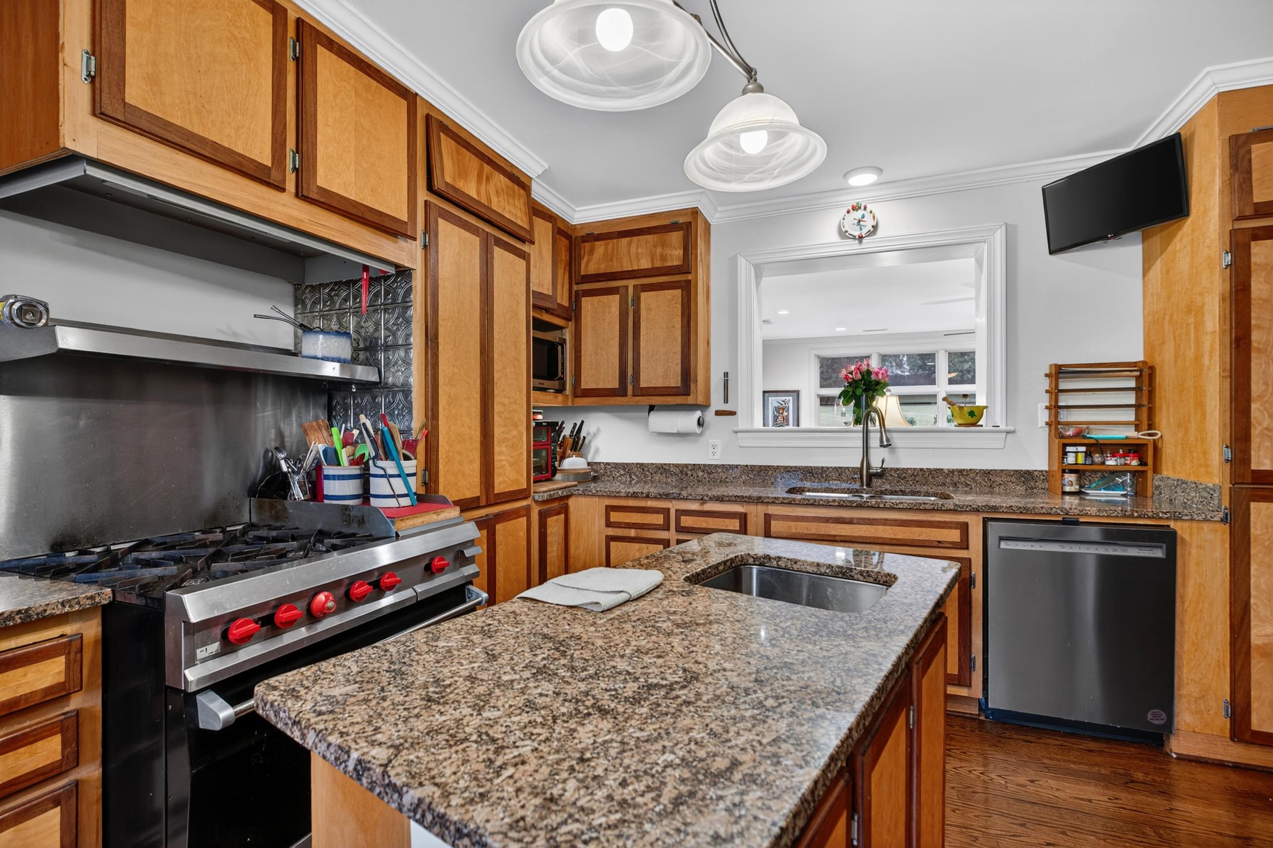 1204 WESTMORELAND DR, STAUNTON, Virginia 24401, 5 Bedrooms Bedrooms, ,4 BathroomsBathrooms,Residential,1204 WESTMORELAND DR,677272 MLS # 677272