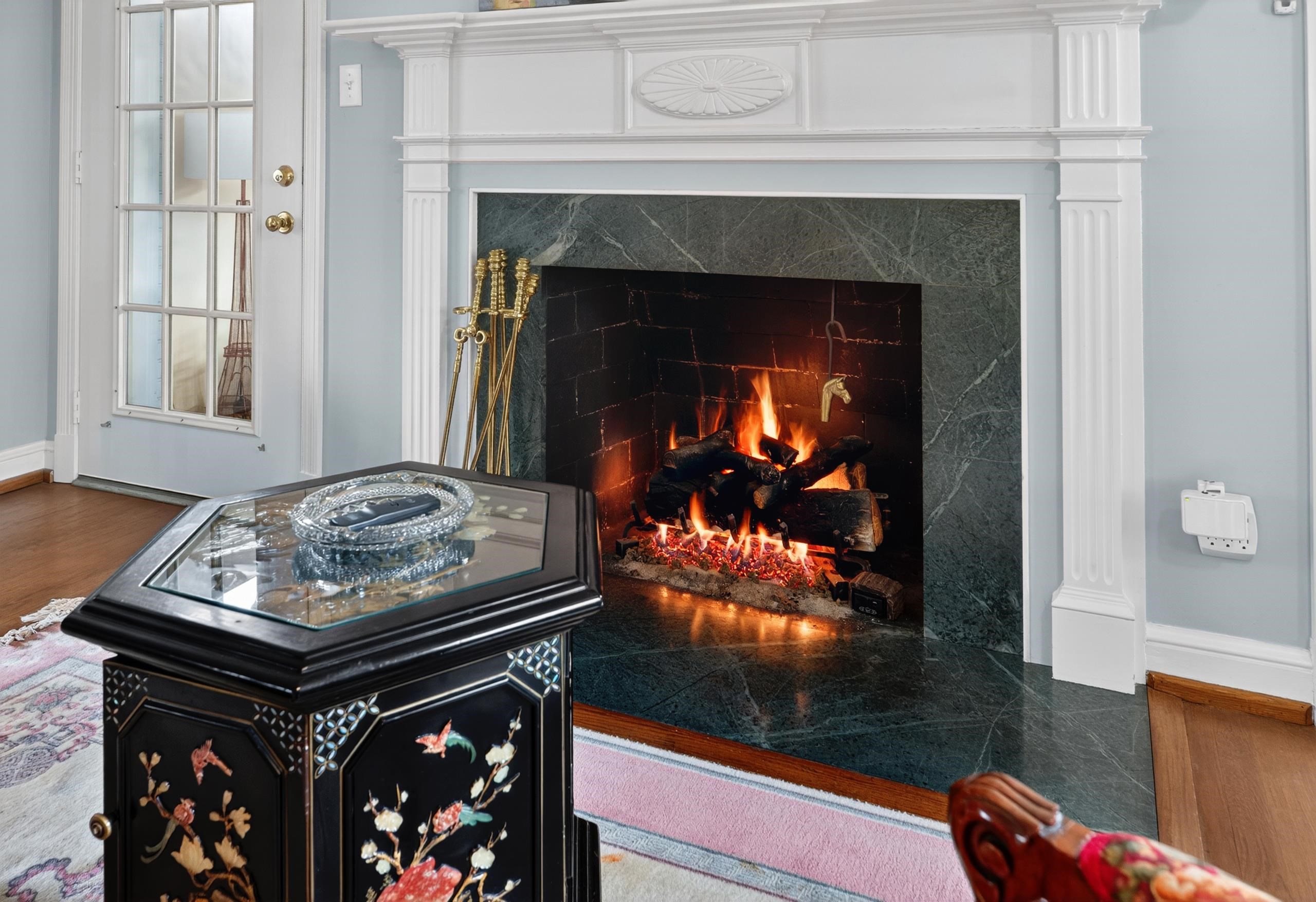 Gas Logs, Primary Bedroom